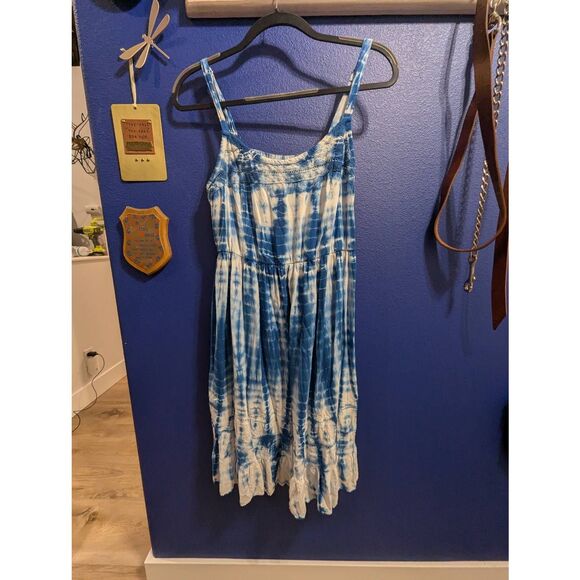 Sz 2 Torrid Crochet Tie Dye Sundress - Picture 1 of 8